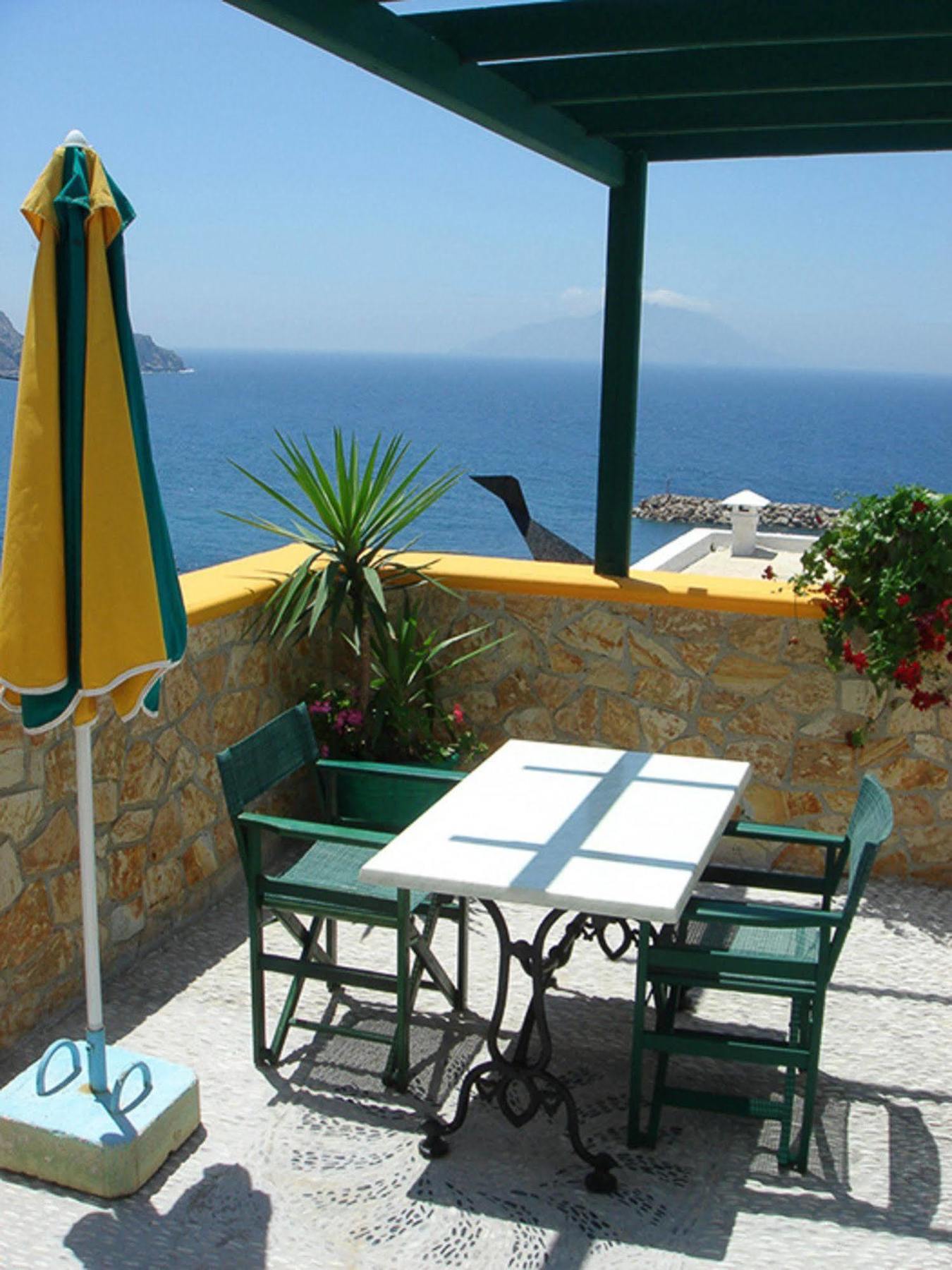 Finiki View Hotel Apartments Exterior foto