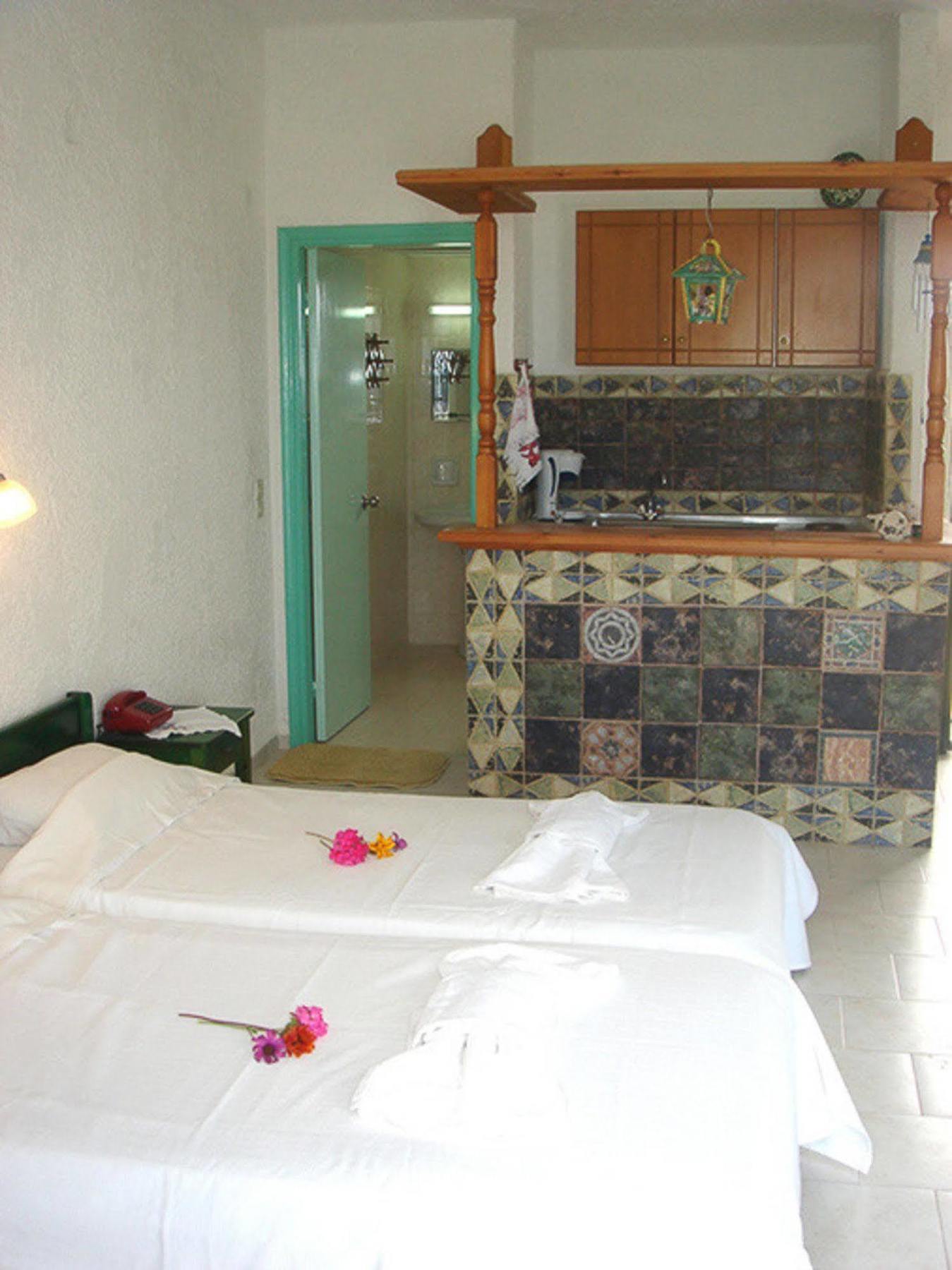 Finiki View Hotel Apartments Exterior foto
