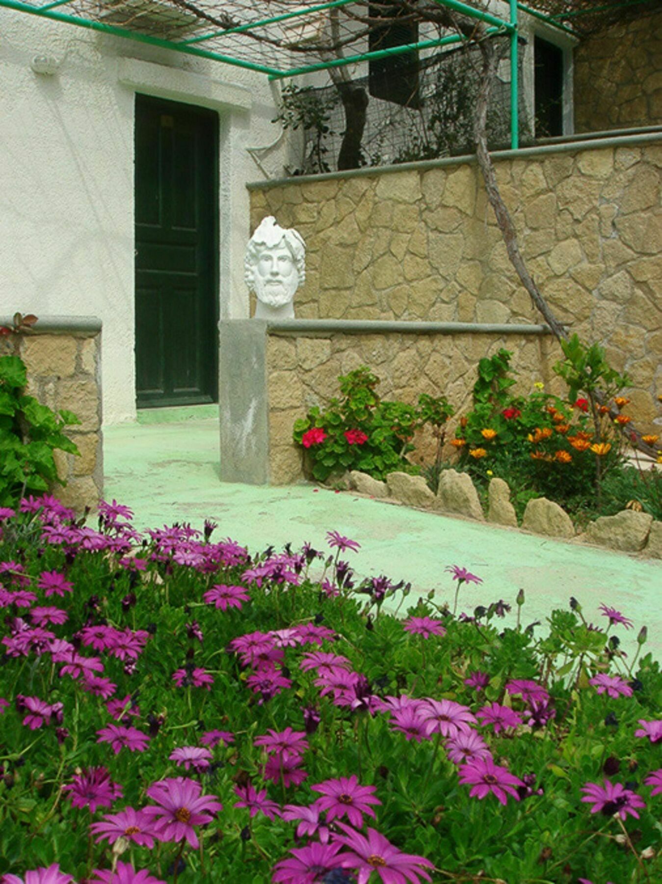 Finiki View Hotel Apartments Exterior foto
